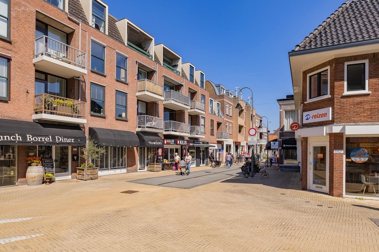 WinkelruimteaanHoofdstraat 243<br/> inSassenheim