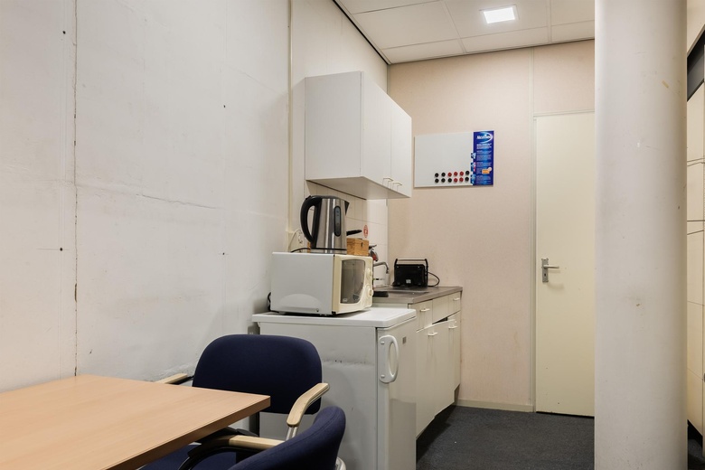 WinkelruimteaanLoenenseweg 6<br/> inEerbeek WinkelruimteaanLoenenseweg 6<br/> inEerbeek