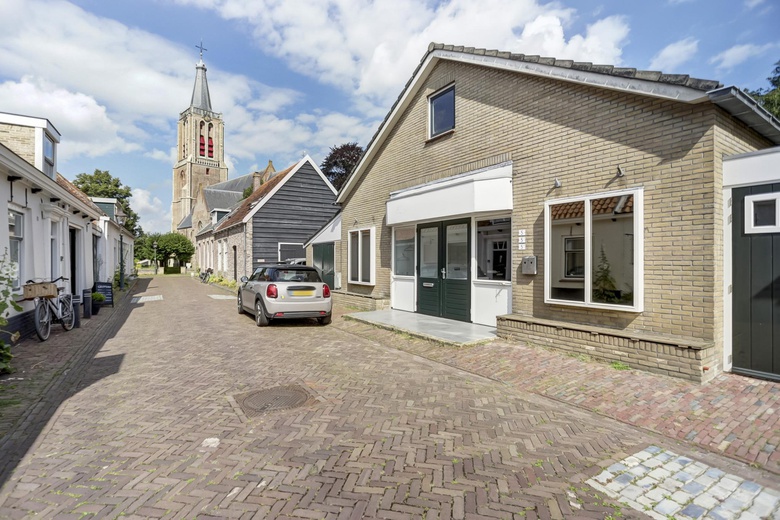 BedrijfsruimteaanJachthuisstraat 5<br/> inKloetinge BedrijfsruimteaanJachthuisstraat 5<br/> inKloetinge