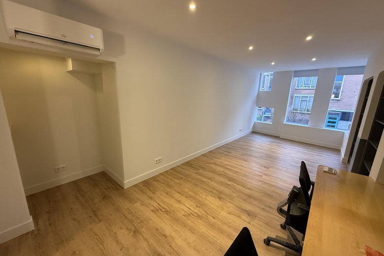 KantoorruimteaanBloemkwekersstraat 72 A<br/> inRotterdam