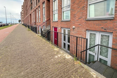 Bekijk foto 2 van Cas Oorthuyskade 106 Bekijk foto 2 van Cas Oorthuyskade 106