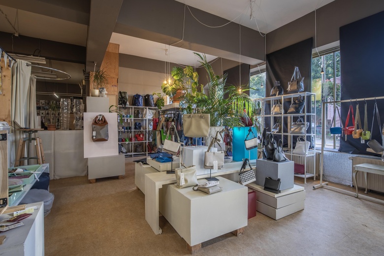 WinkelruimteaanBeekstraat 30<br/> inArnhem WinkelruimteaanBeekstraat 30<br/> inArnhem