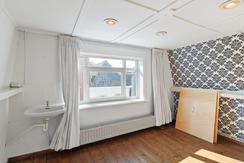 WinkelruimteaanRaadhuisstraat 33<br/> inRoosendaal WinkelruimteaanRaadhuisstraat 33<br/> inRoosendaal