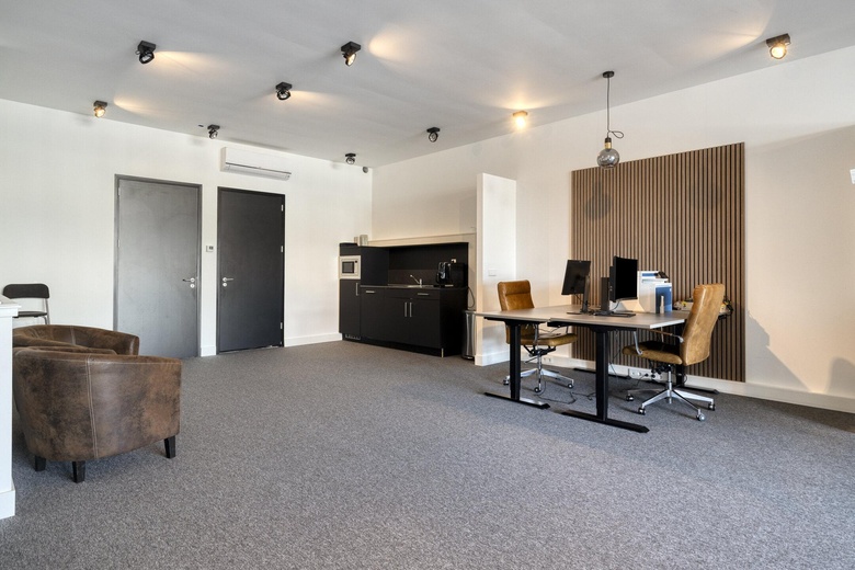 BedrijfsruimteaanVerrijn Stuartweg 3 J<br/> inDiemen