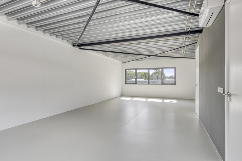 BedrijfsruimteaanAmersfoortsestraat 76 13<br/> inSoesterberg BedrijfsruimteaanAmersfoortsestraat 76 13<br/> inSoesterberg