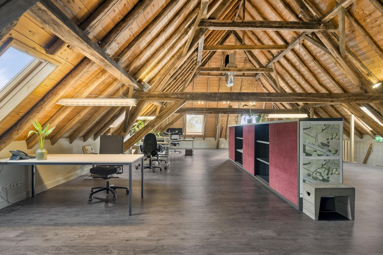 KantoorruimteaanZwanenburgseweg 6 a<br/> inHeeswijk