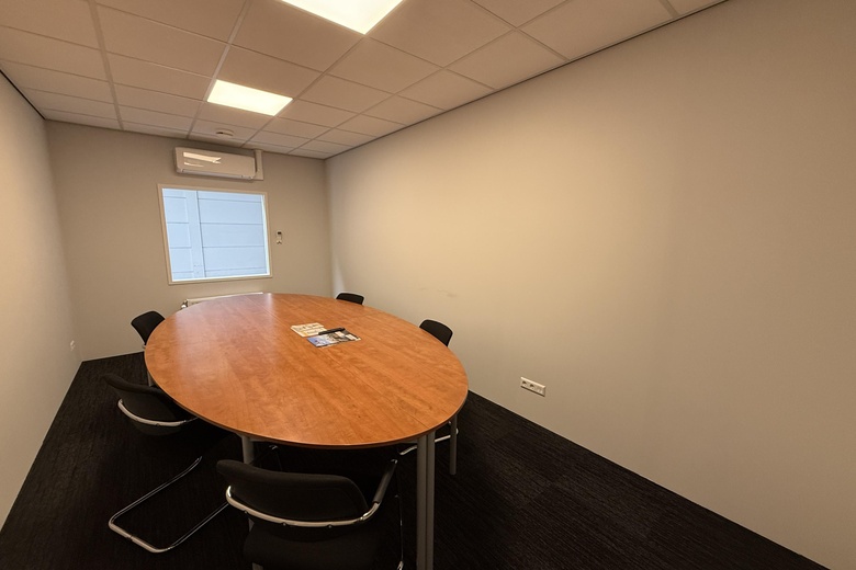 BedrijfsruimteaanOosterparkweg 35 f<br/> inRidderkerk