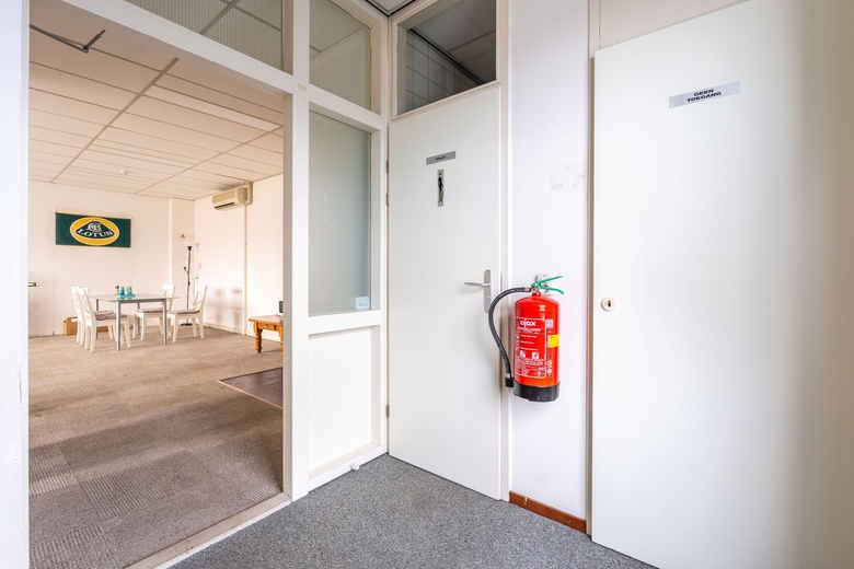 BedrijfsruimteaanWilgenkade 21<br/> inHouten