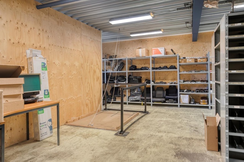 BedrijfsruimteaanNijverheidsstraat 8<br/> in's-Heer-Hendrikskinderen BedrijfsruimteaanNijverheidsstraat 8<br/> in's-Heer-Hendrikskinderen