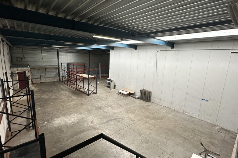 BedrijfsruimteaanDr. Ir. Van Veenweg 1 a<br/> inBergen op Zoom