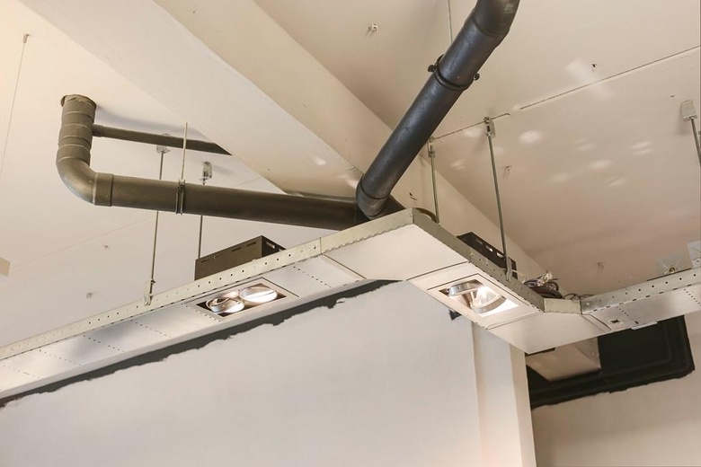 WinkelruimteaanSint-Josephstraat 45<br/> inBergen op Zoom WinkelruimteaanSint-Josephstraat 45<br/> inBergen op Zoom