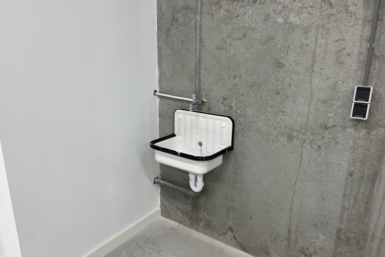 BedrijfsruimteaanDijnselburgerlaan 3 B 4<br/> inZeist