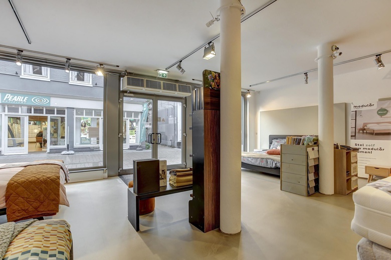 WinkelruimteaanWaterstraat 54<br/> inTiel WinkelruimteaanWaterstraat 54<br/> inTiel