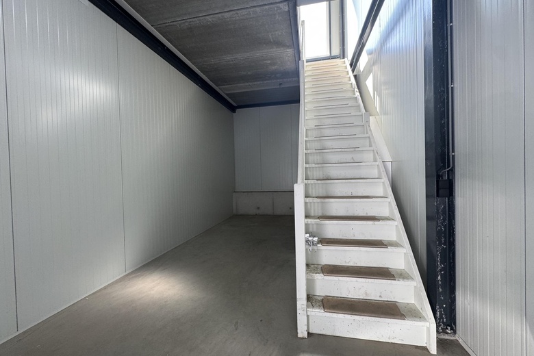 BedrijfsruimteaanEzingerweg 70 42<br/> inMeppel