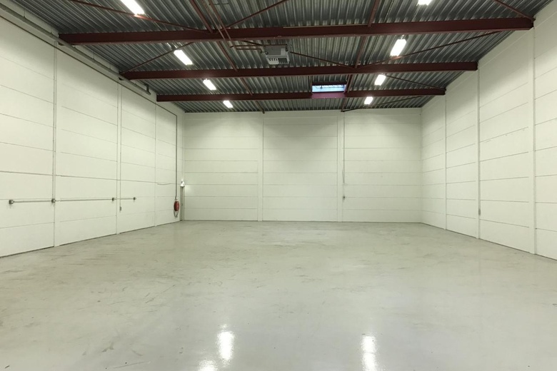 BedrijfsruimteaanPlatinastraat 125<br/> inZoetermeer BedrijfsruimteaanPlatinastraat 125<br/> inZoetermeer