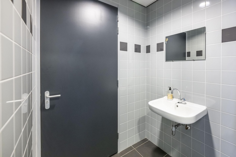 BedrijfsruimteaanDoornseweg 2 a<br/> inNieuwendijk BedrijfsruimteaanDoornseweg 2 a<br/> inNieuwendijk