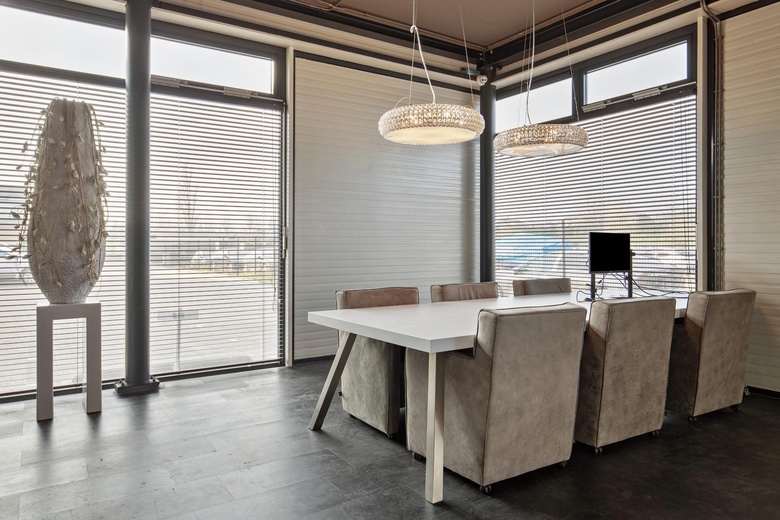 Bedrijfsruimteaan's-Gravenweg 332<br/> inNieuwerkerk aan den IJssel