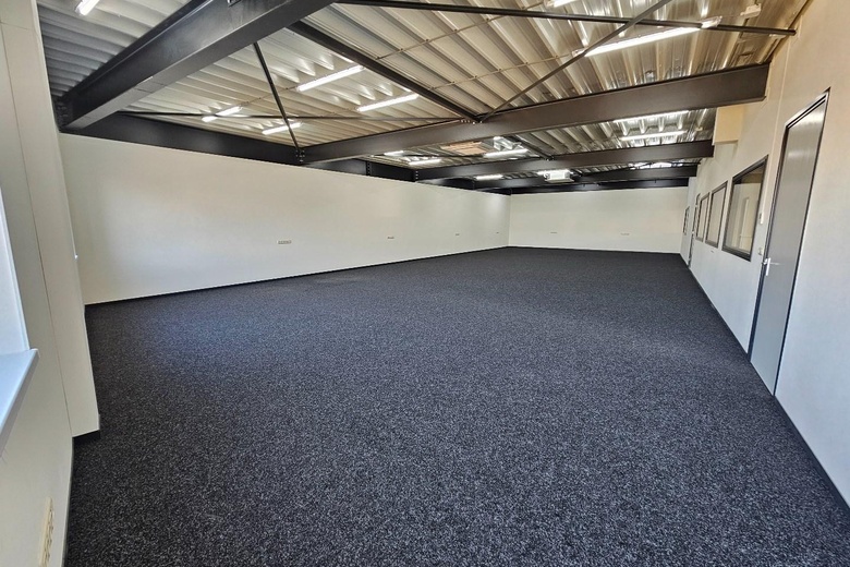 BedrijfsruimteaanSchepelstraat 47<br/> inRoermond BedrijfsruimteaanSchepelstraat 47<br/> inRoermond