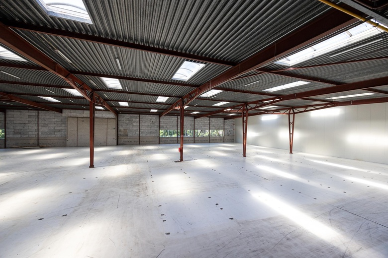 BedrijfsruimteaanVennestraat 10<br/> inLisse BedrijfsruimteaanVennestraat 10<br/> inLisse