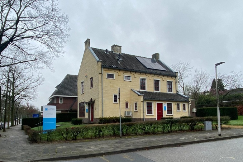 KantoorruimteaanJuliana-Bernhardlaan 118<br/> inHoensbroek KantoorruimteaanJuliana-Bernhardlaan 118<br/> inHoensbroek