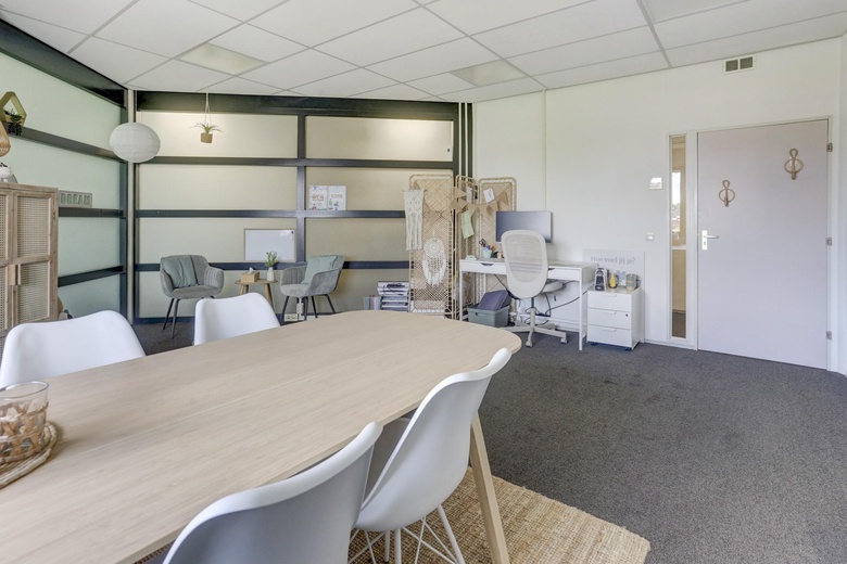 KantoorruimteaanVolkelseweg 2 A<br/> inUden