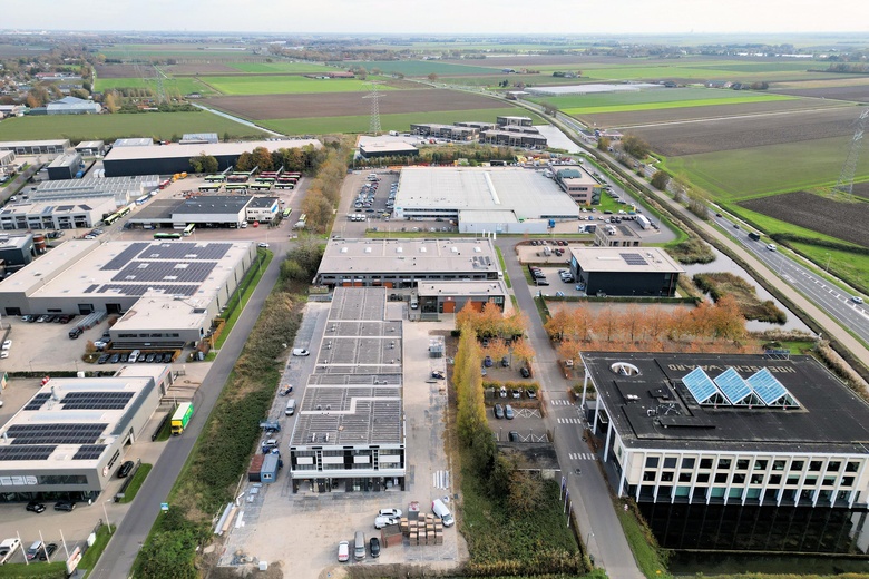 BedrijfsruimteaanReedijk 8 - 11<br/> inHeinenoord