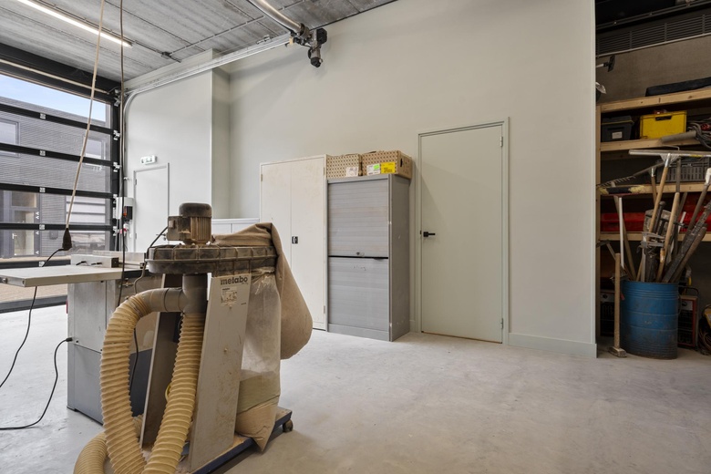 BedrijfsruimteaanIndustrieweg Oost 9<br/> inElst