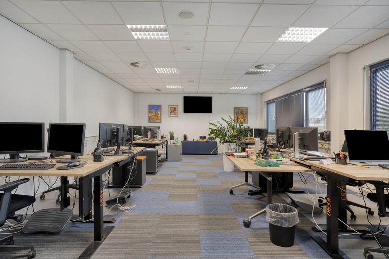 KantoorruimteaanBiesbosweg 4<br/> inWaalwijk KantoorruimteaanBiesbosweg 4<br/> inWaalwijk