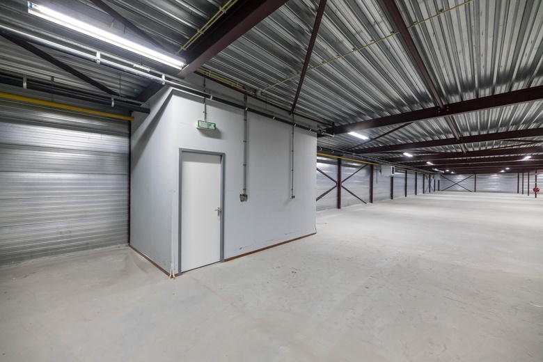 BedrijfsruimteaanVan Nassauweg 11<br/> inKrimpen aan den IJssel BedrijfsruimteaanVan Nassauweg 11<br/> inKrimpen aan den IJssel