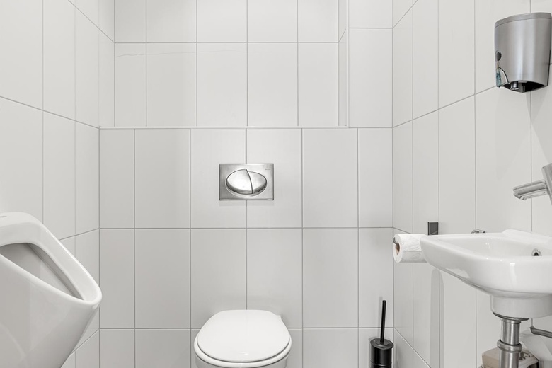 KantoorruimteaanNeonstraat 20<br/> inEde KantoorruimteaanNeonstraat 20<br/> inEde
