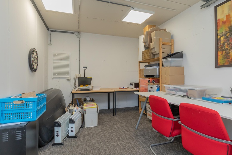 BedrijfsruimteaanMeer en Duin 367<br/> inLisse BedrijfsruimteaanMeer en Duin 367<br/> inLisse