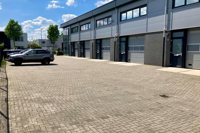 BedrijfsruimteaanEenspan 8 E<br/> inZeewolde