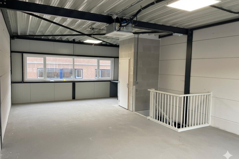 BedrijfsruimteaanIndustrieweg 1 17<br/> inZoetermeer