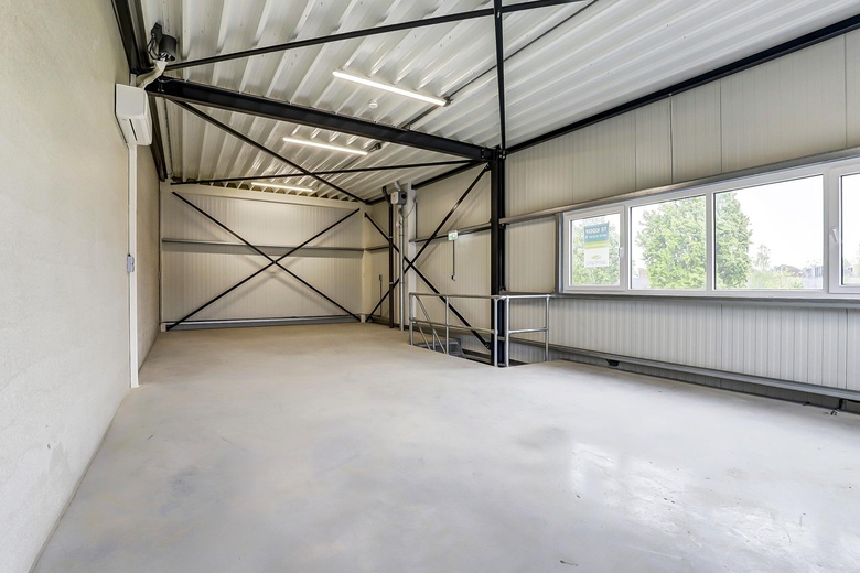 BedrijfsruimteaanSpoorlaan Noord 176<br/> inRoermond