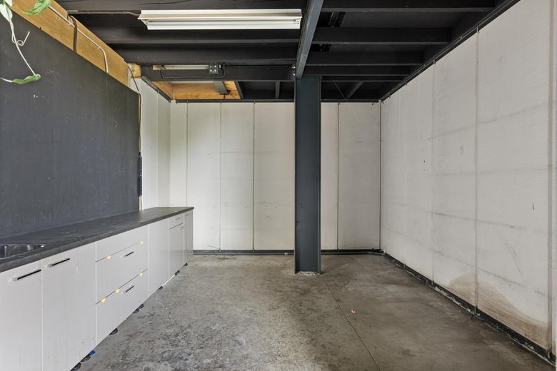 BedrijfsruimteaanTilburgseweg 23<br/> inSprang