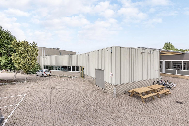 BedrijfsruimteaanBayeuxlaan 9<br/> inEindhoven BedrijfsruimteaanBayeuxlaan 9<br/> inEindhoven