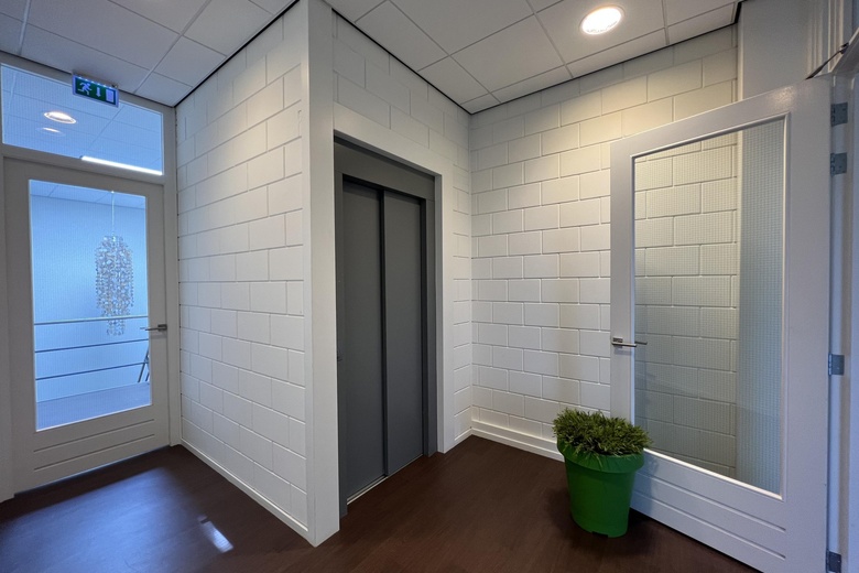 KantoorruimteaanLindtsedijk 88 - 88<br/> inZwijndrecht