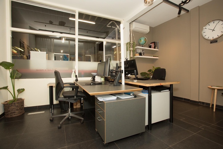 BedrijfsruimteaanLage Brink 11<br/> inApeldoorn