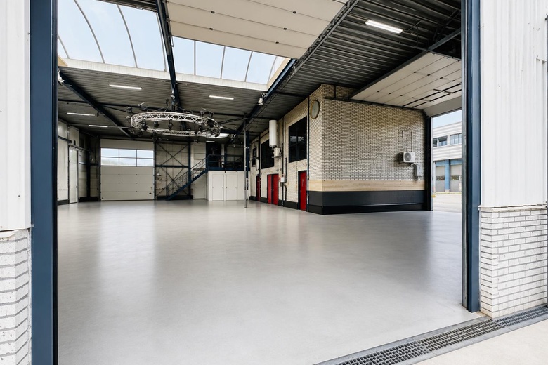 BedrijfsruimteaanZekkenweg 50<br/> inHoek van Holland