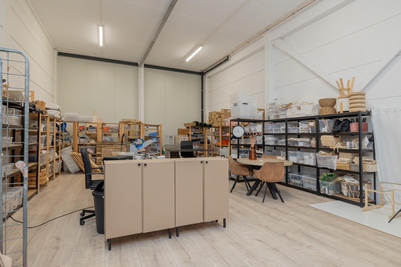 BedrijfsruimteaanCilinderweg 43 U19<br/> inRoelofarendsveen