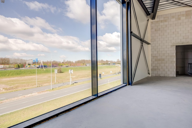 BedrijfsruimteaanDe Windturbine 11<br/> inAmersfoort BedrijfsruimteaanDe Windturbine 11<br/> inAmersfoort
