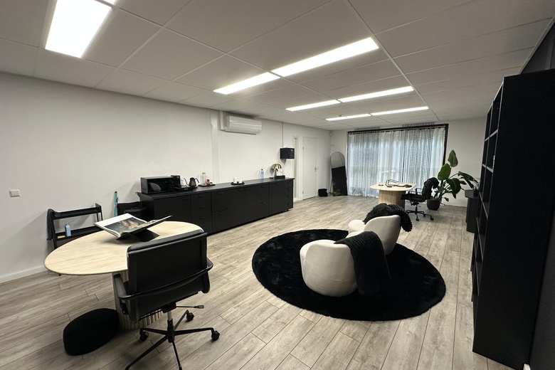 KantoorruimteaanKraaivenstraat 38 16<br/> inTilburg KantoorruimteaanKraaivenstraat 38 16<br/> inTilburg