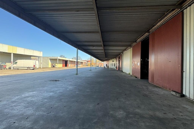BedrijfsruimteaanOranjestraat 1<br/> inOost-Vlieland BedrijfsruimteaanOranjestraat 1<br/> inOost-Vlieland