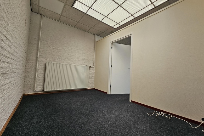 BedrijfsruimteaanNijverheidsstraat 16<br/> inEmmen