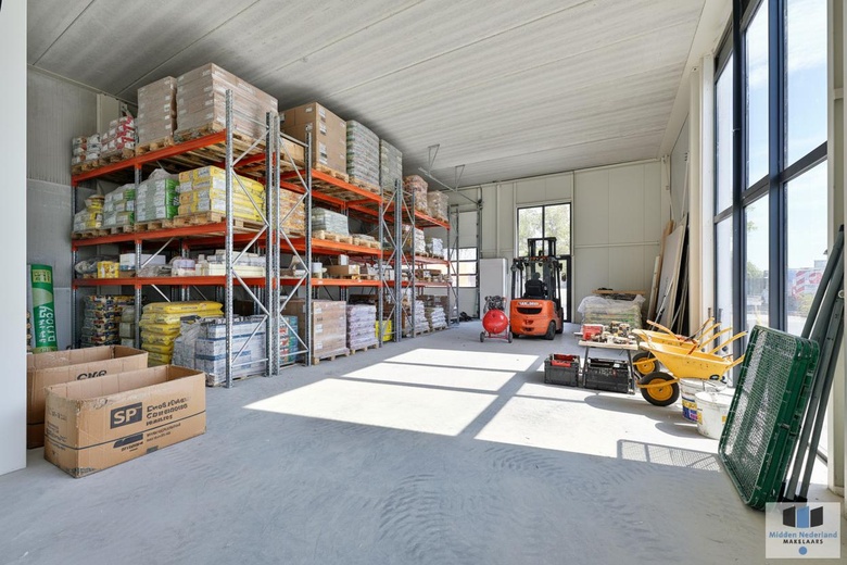 BedrijfsruimteaanHarselaarseweg 90 02<br/> inBarneveld BedrijfsruimteaanHarselaarseweg 90 02<br/> inBarneveld