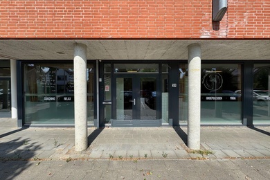 Bekijk foto 2 van Mathenessestraat 59 Bekijk foto 2 van Mathenessestraat 59