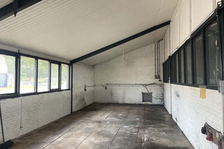 BedrijfsruimteaanEnschedesestraat 175<br/> inOldenzaal BedrijfsruimteaanEnschedesestraat 175<br/> inOldenzaal