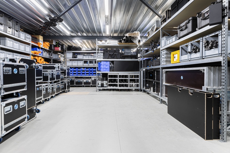 BedrijfsruimteaanAmbachtweg 17<br/> inMoordrecht