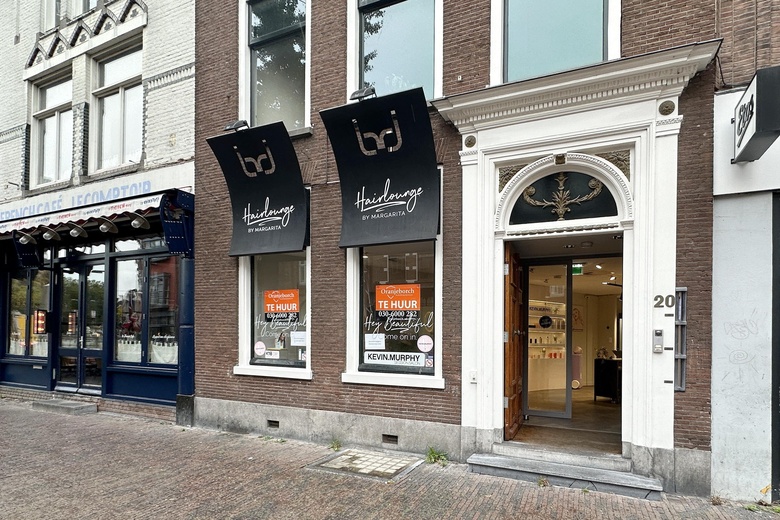 Bekijk foto 1 van Voorstraat 20