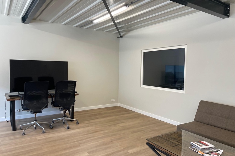 BedrijfsruimteaanKoningsbeltweg 74 A<br/> inAlmere